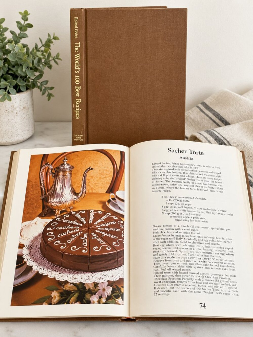 Vintage 1973 The World’s 100 Best Recipes Roland Gööck Hardcover Cookbook